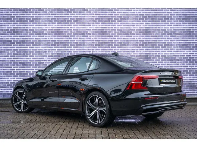 Volvo S60 3