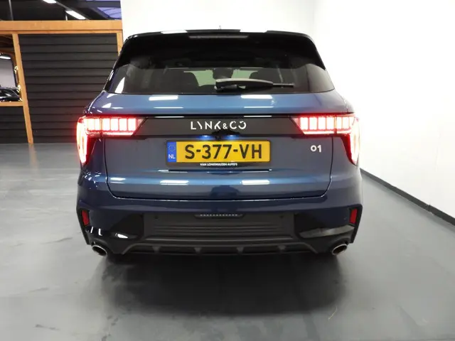 Lynk & Co 01 1.5 PHEV BlackLine 2023 Hybride Benzine 43
