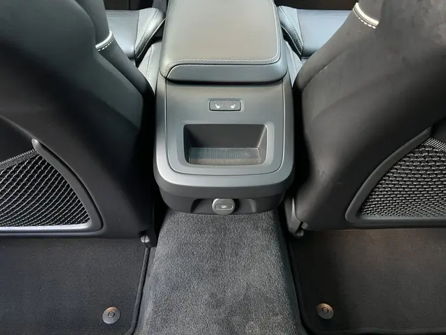 Volvo V60 2.0 B3 Plus Dark 2022 Hybride Benzine 21