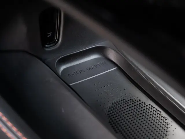 Aston Martin DBX 4.0 V8 707 2023 Benzine 44