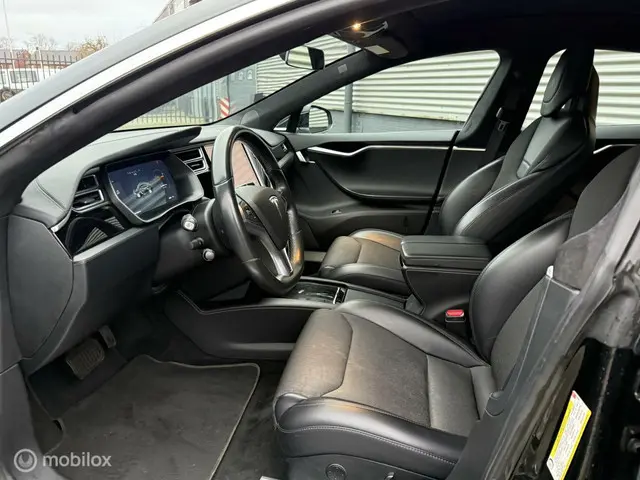 Tesla Model S 75 Base PANORAMADAK 2017 Elektrisch 8