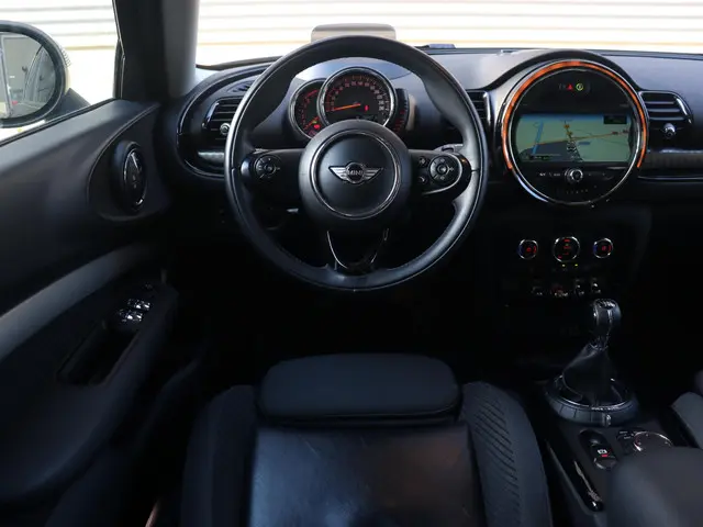 MINI Clubman Cooper 2016 Benzine 9