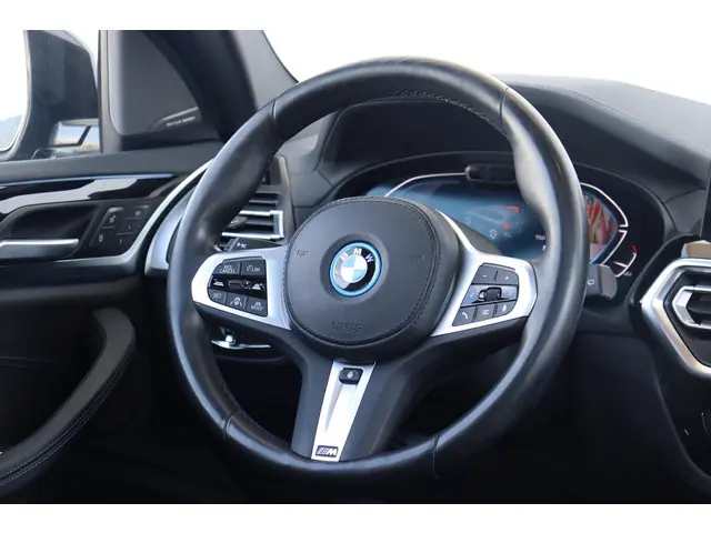 BMW iX3 High Executive 80 kWh 2023 Elektrisch 15