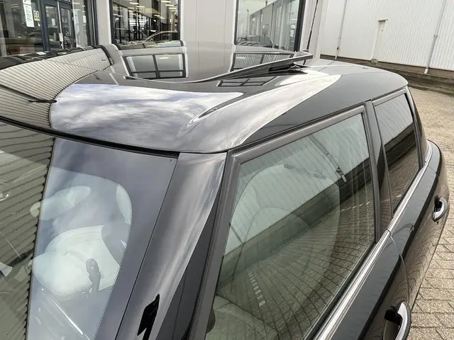 MINI Cooper Mini 1.5 Classic 2023 Benzine 51