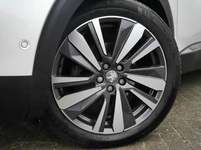 Peugeot 3008 1.2 PureTech GT Line 2017 Benzine 36