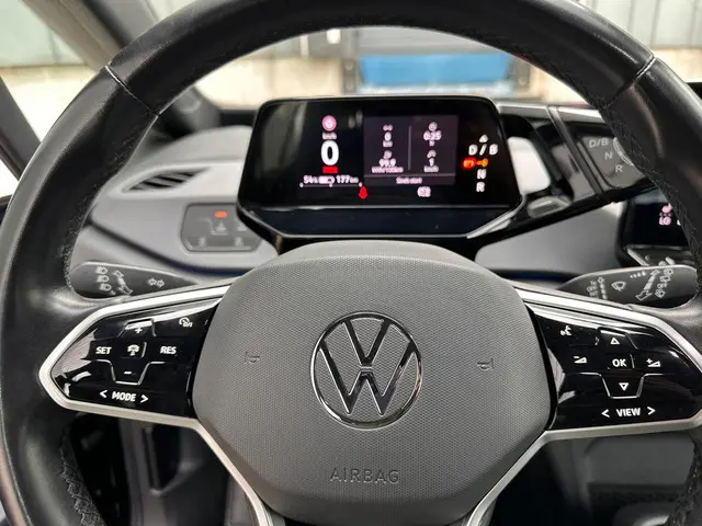 Volkswagen ID.3 First 58 kWh 2020 Elektrisch 13