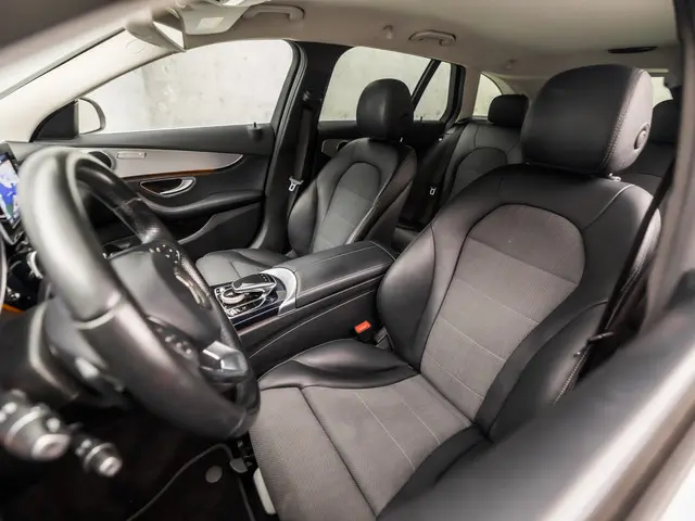 Mercedes-Benz C-Klasse Estate 180 Sport 2015 Benzine 15