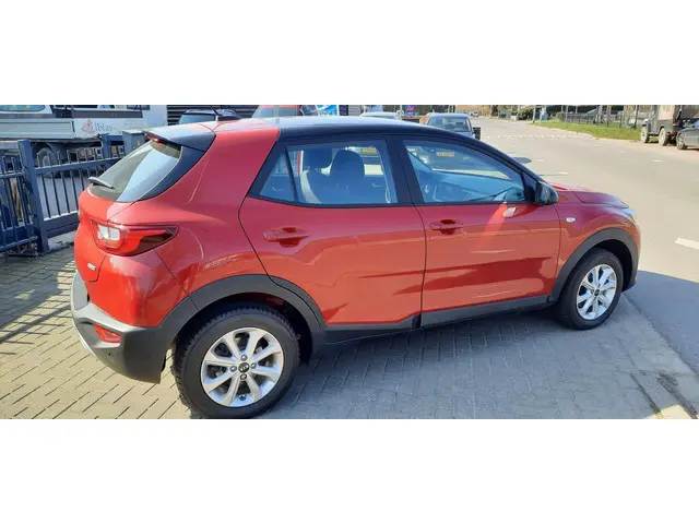 Kia Stonic 1.0 T-GDi Design Edition 2018 Benzine 3