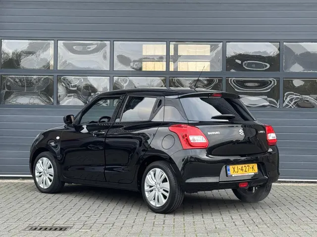 Suzuki Swift 1.2 SELECT 2019 Benzine 16