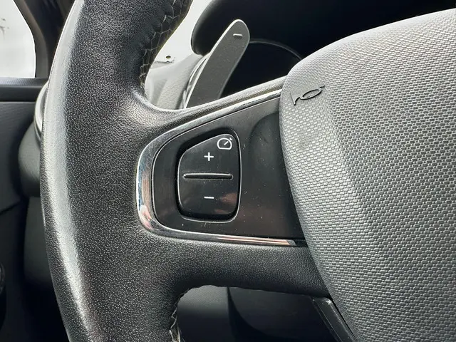 Renault Clio 1.2 GT 2014 Benzine 16