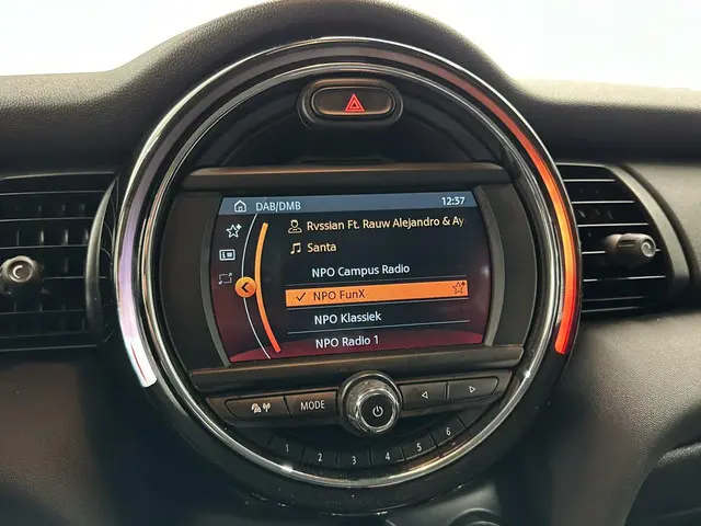 MINI One Mini 1.5 First CRUISE LM 45000 KM 2021 Benzine 28