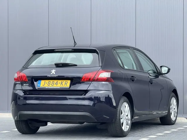Peugeot 308 1.6 THP Active 2013 Benzine 17