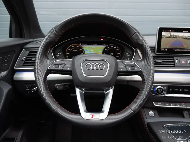 Audi Q5 55 TFSI e quattro S-Line 2020 Hybride Benzine 22