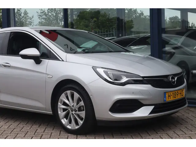 Opel Astra 1.2 Elegance 2020 Benzine 17