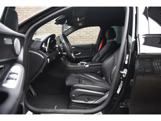 Mercedes-Benz GLC AMG 63 S 4MATIC+ 2018 Benzine 5