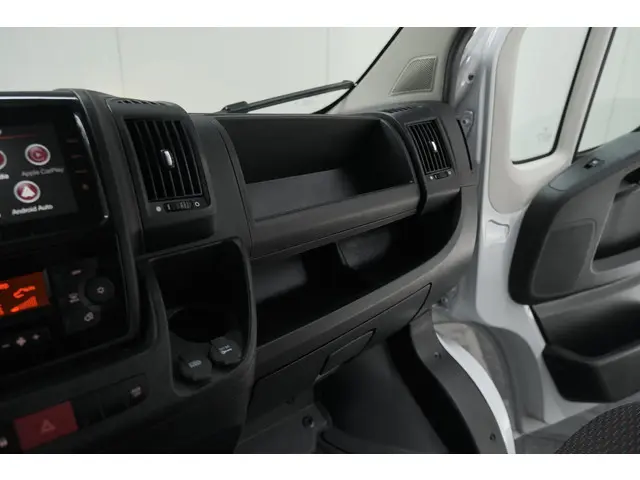 Citroën Jumper 2.2 BlueHDi 120 L2H2 3.0t 2023 Diesel 60