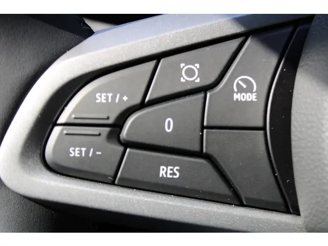 Dacia Duster Hybrid 140 Journey 2025 Hybride Benzine 13