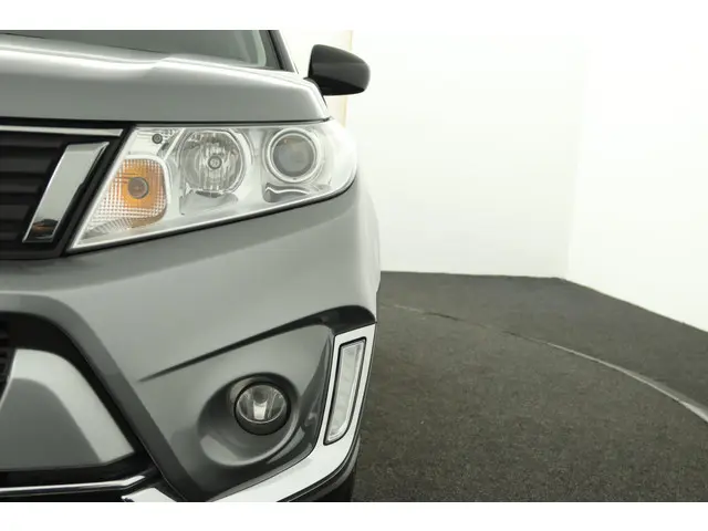 Suzuki Vitara 1.0 Boosterjet Select 2019 Benzine 41