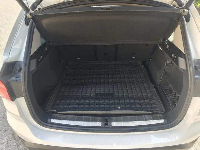 BMW X1 SDrive18i High Executive 2019 Benzine 7
