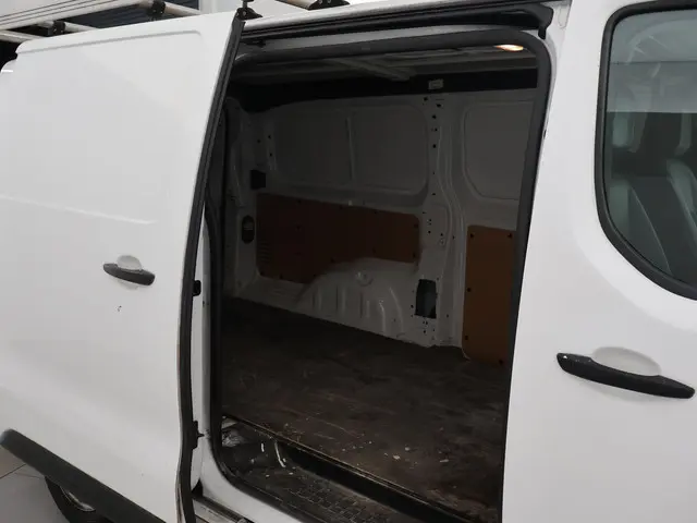 Toyota ProAce Worker 2.0 D-4D NAVIGATOR LONG 2019 Diesel 8