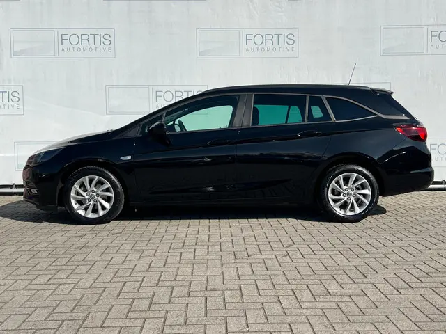 Opel Astra Sports Tourer 1.2 Edition 2021 Benzine 6
