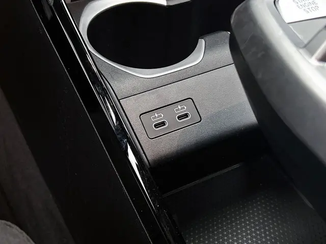 BMW X1 sDrive18i 2025 Benzine 37