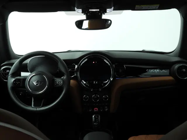 MINI 3-Deurs Cooper 2022 Benzine 10