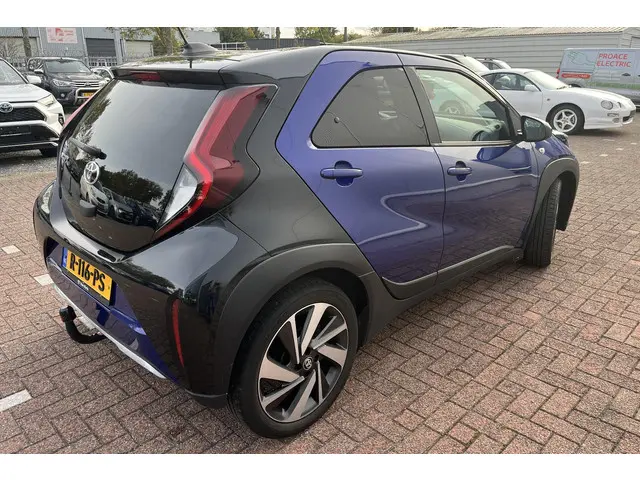 Toyota Aygo X 1.0 VVT-i MT Envy 2022 Benzine 17
