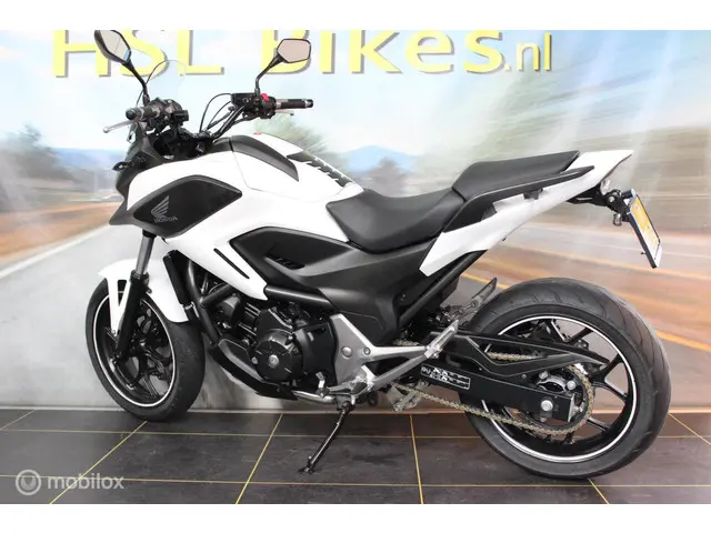 Honda NC 750 750X C-ABS 2015 Benzine 4