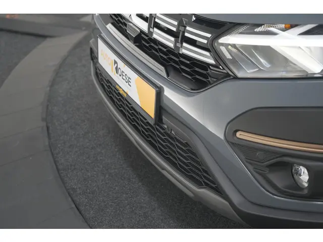 Dacia Jogger TCe 110 Extreme 2025 Benzine 14