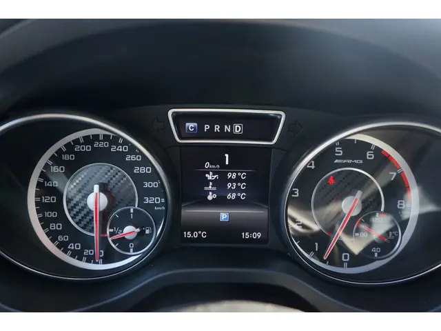 Mercedes-Benz GLA AMG 45 4M. Prem. 2017 Benzine 18