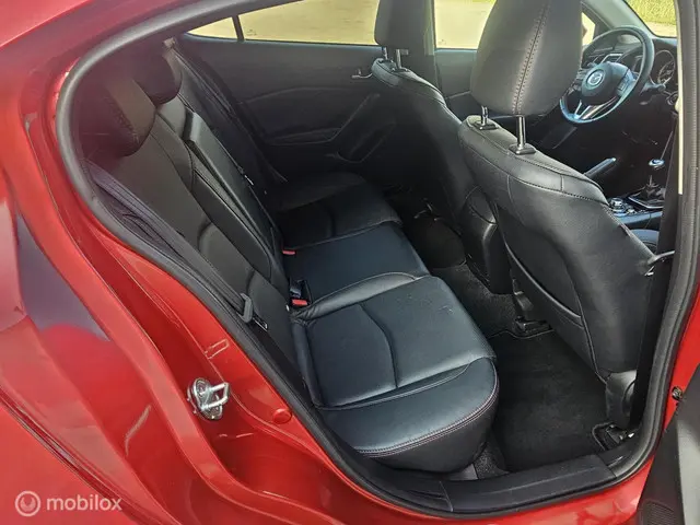 Mazda 3 2.0 GT-M nette auto vol opties!! 2015 Benzine 11