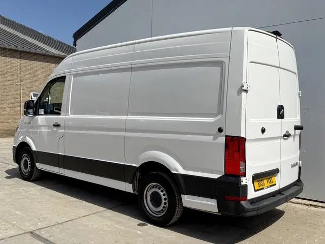 MAN TGE 3.140 2.0 TDI 2023 Diesel 2