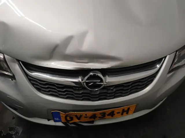 Opel KARL 1.0 ecoFLEX Edition - Airco - Schade 2015 Benzine 9