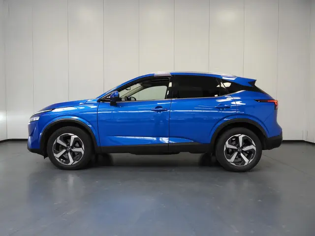 Nissan QASHQAI 1.3 MHEV N-Connecta Design 2023 Benzine 2