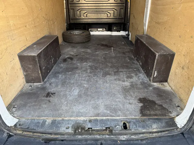 MAN TGE 3.140 2.0 TDI 2020 Diesel 13