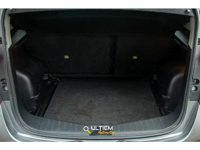 Nissan Note 1.2 Acenta 2014 Benzine 9