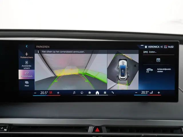 BMW iX xDrive45 101 kWh 2026 Elektrisch 17