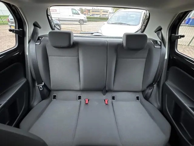 Volkswagen up! 1.0 2020 Benzine 18