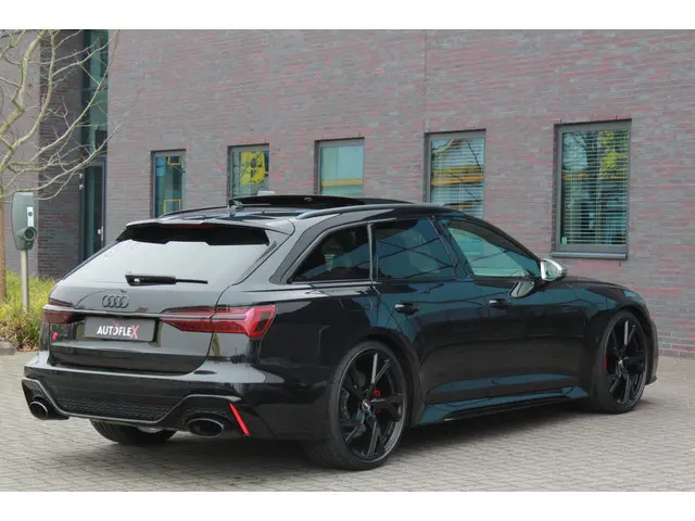 Audi RS6 A6 Avant TFSI quattro 2020 Hybride Benzine 11