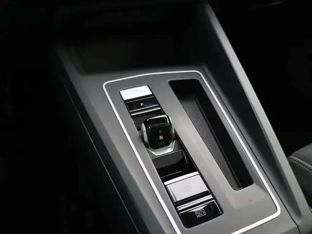 Volkswagen Golf 1.4 eHybrid 2021 Hybride Benzine 27