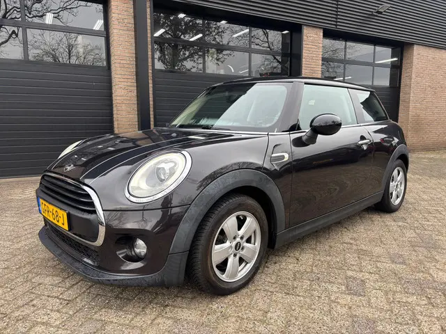 MINI Cooper Mini 1.5 Chili Serious Business 2016 Benzine