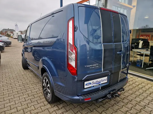 Ford Transit Custom 3