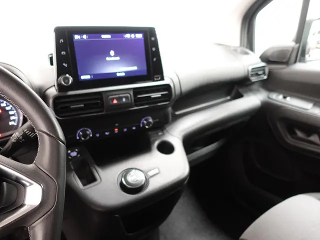 Opel Combo 1.5D L1H1 Edition 2021 Diesel 38