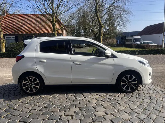 Mitsubishi Space Star 1.2 Instyle 2023 Benzine 5