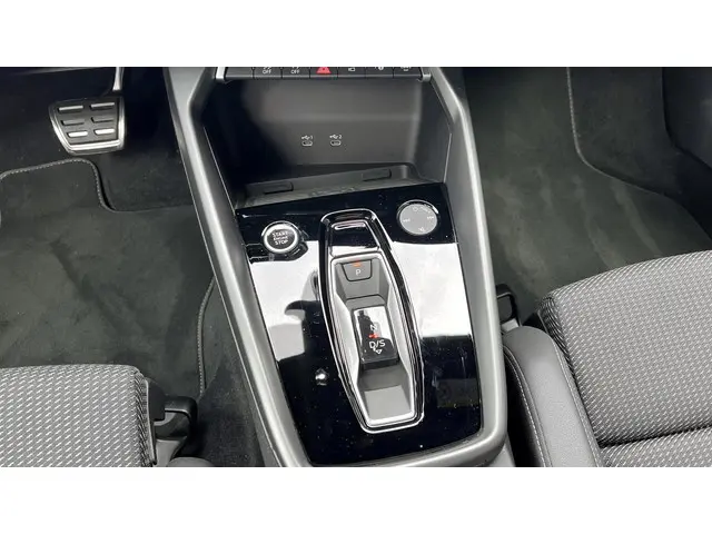 Audi A3 allstreet 35 TFSI Advanced edition 2025 Benzine 17