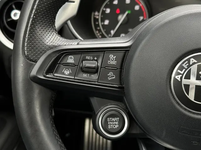 Alfa Romeo Stelvio 2.0 T AWD Veloce 2022 Benzine 23