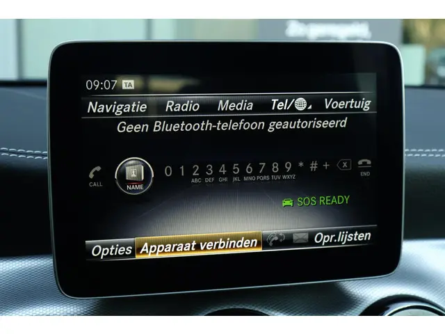 Mercedes-Benz GLA 200 Premium Plus 2018 Benzine 28