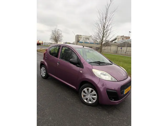 Peugeot 107 1.0 Access Accent NAP,AIrco 2013 Benzine 3