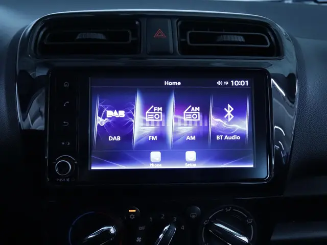 Mitsubishi Space Star 1.2 Connect+ 2024 Benzine 20